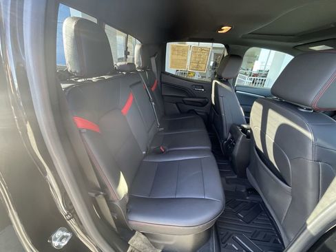 Used 2023 Chevrolet Colorado Z71 w/ Z71 Convenience Package 2 image 27