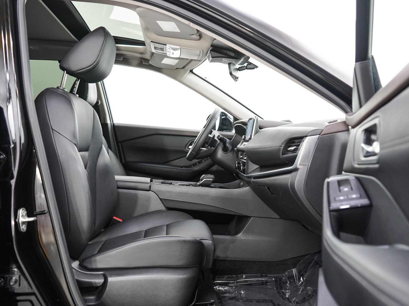 Used 2023 Nissan Rogue SV w/ SV Premium B Package AWD/4WD image 11