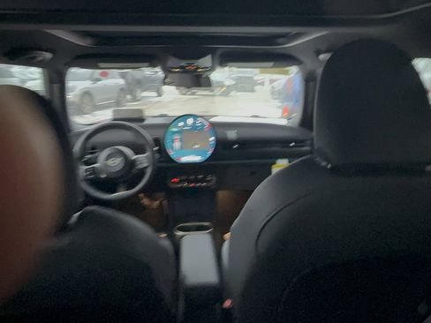 New 2026 MINI Cooper 2-Door Hardtop image 6