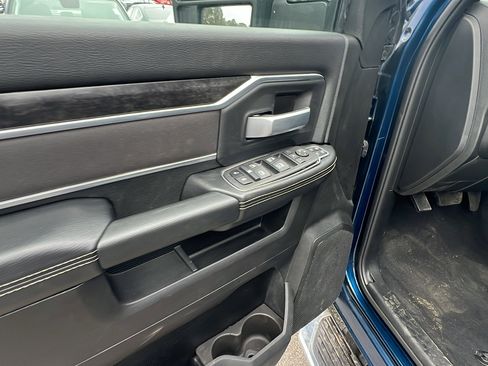 Used 2024 RAM 2500 Big Horn w/ Bed Utility Group image 15