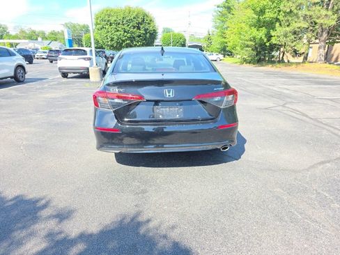 Used 2023 Honda Civic Sport image 6