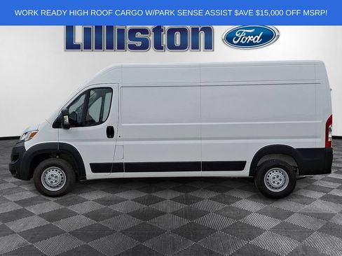 Used 2025 RAM ProMaster 2500 FWD image 7