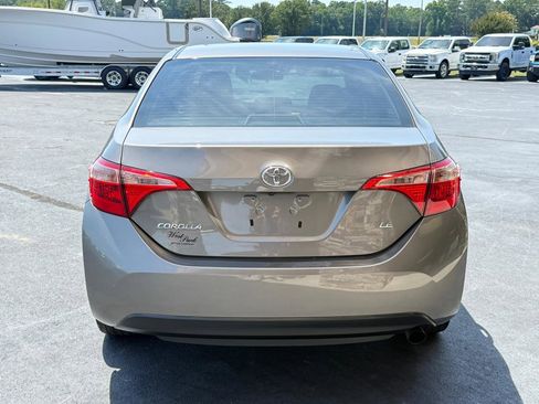 Used 2019 Toyota Corolla LE FWD image 4