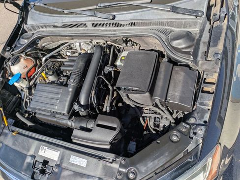 Used 2017 Volkswagen Jetta S FWD image 33