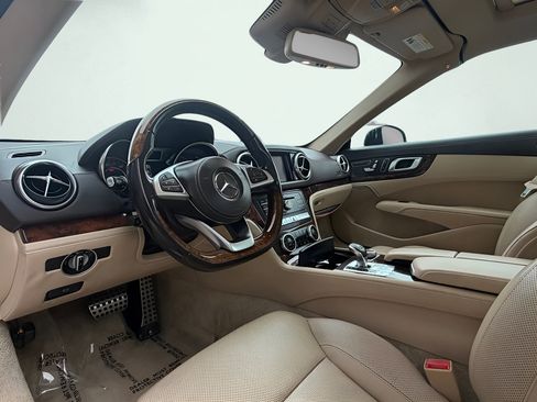 Used 2018 Mercedes-Benz SL 450 image 16