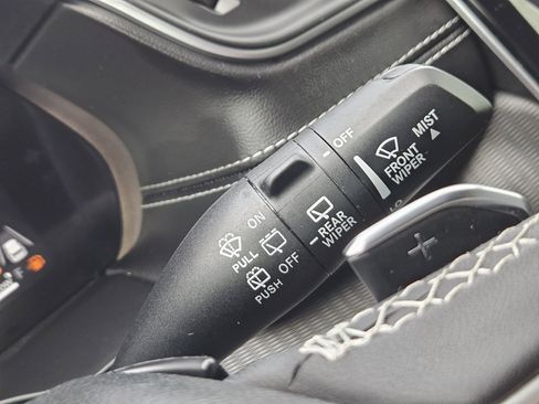 Used 2025 Jeep Grand Cherokee Laredo X w/ Luxury Tech Group I image 26