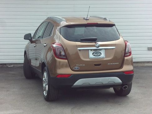 Used 2017 Buick Encore Essence w/ Experience Buick Package FWD image 6