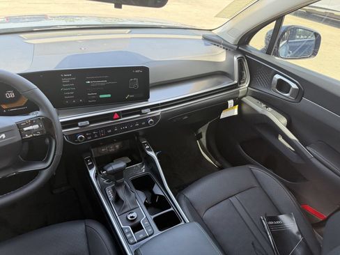 New 2026 Kia Sorento S FWD image 17