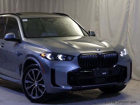 Used 2024 BMW X5 xDrive50e w/ Executive Package AWD/4WD image 2
