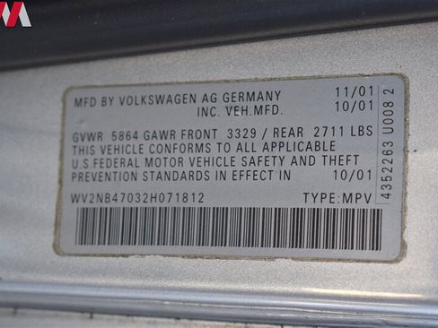 Used 2002 Volkswagen Eurovan MV FWD image 33