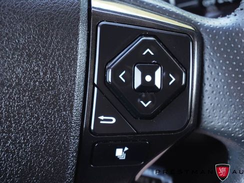 Used 2023 Toyota 4Runner TRD Off-Road Premium w/ Moonroof Package AWD/4WD image 24