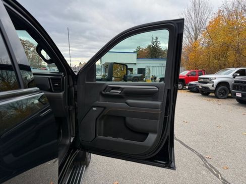 Certified 2024 GMC Sierra 2500 AT4 w/ AT4 Premium Plus Package image 28