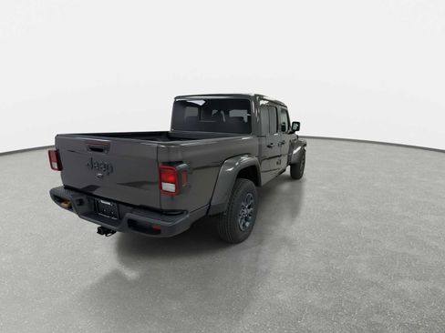 New 2026 Jeep Gladiator Sport AWD/4WD image 8