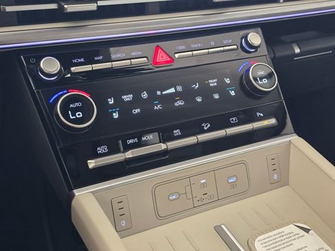 New 2026 Hyundai Santa Fe Limited AWD/4WD image 30