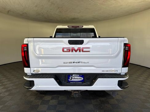 Used 2024 GMC Sierra 3500 Denali w/ Denali Reserve Package AWD/4WD image 6