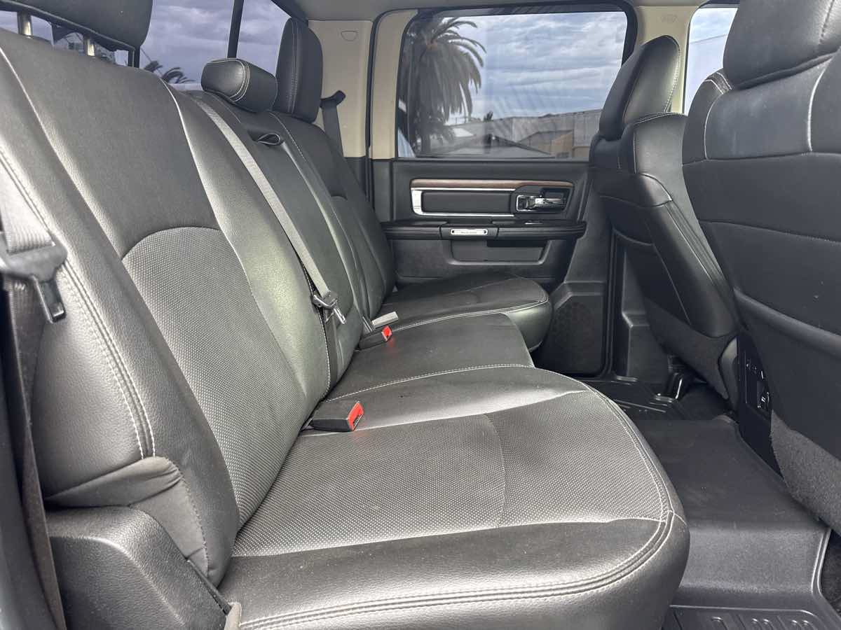 Used 2014 RAM 2500 Laramie w/ Convenience Group AWD/4WD image 13