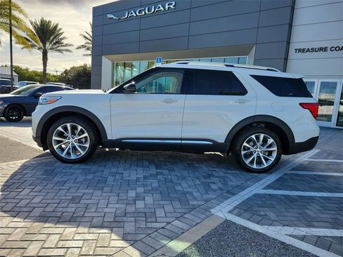 Used 2021 Ford Explorer Platinum w/ Equipment Group 601A image 2