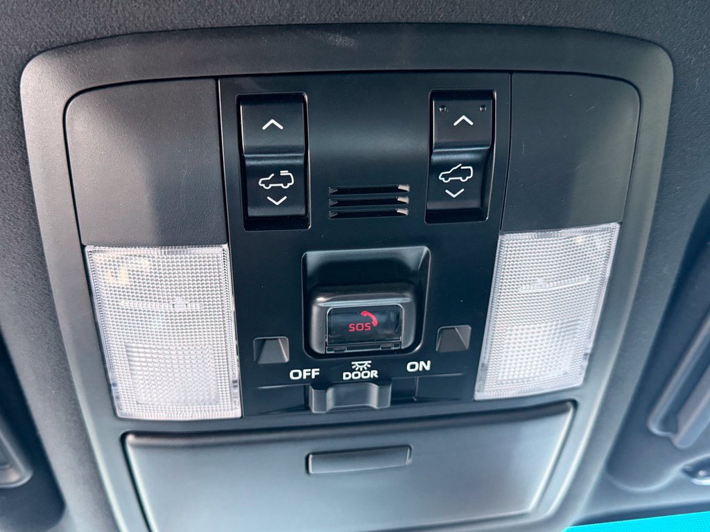 Used 2023 Lexus GX 460 w/ Black Line Special Edition AWD/4WD image 41