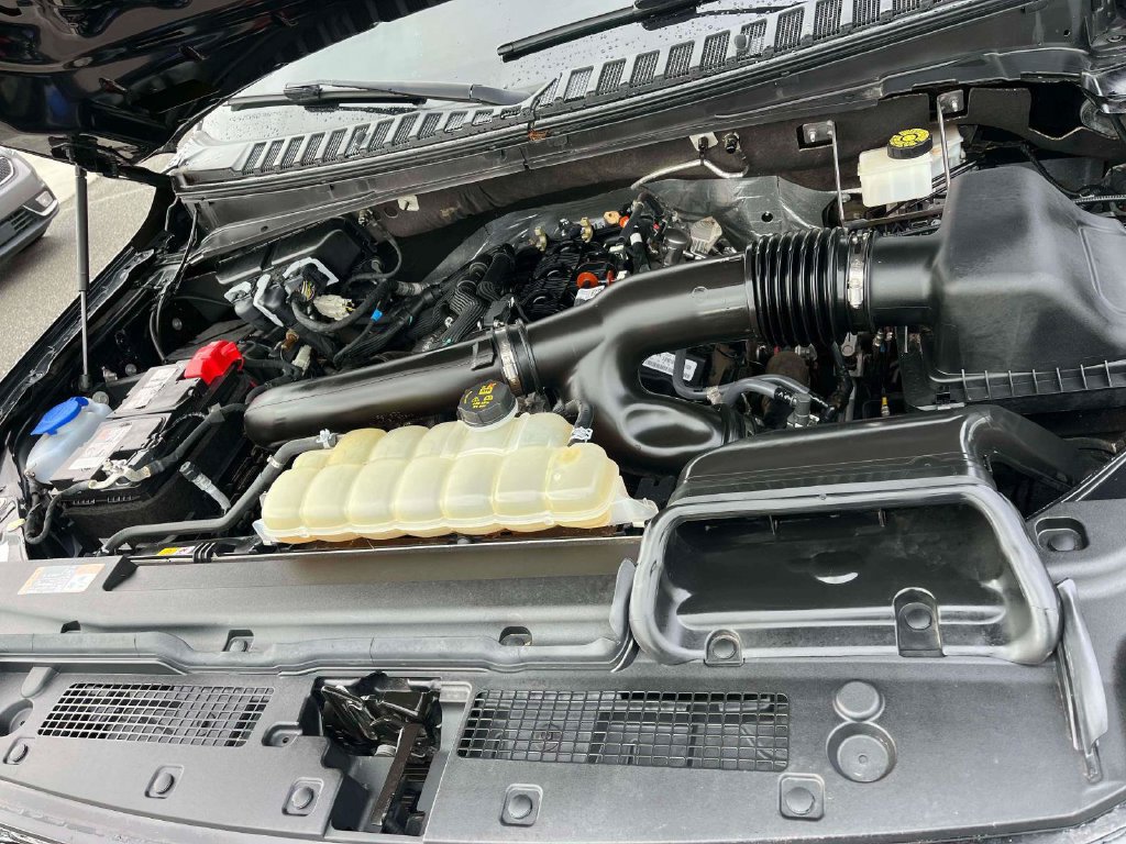 Used 2024 Ford Expedition Max Limited RWD image 39