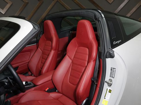 Used 2021 Porsche 911 Targa 4 image 22