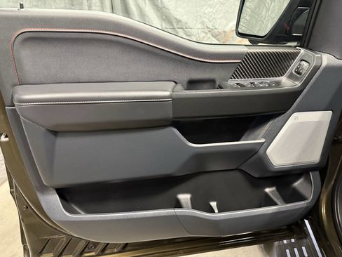 Used 2025 Ford F150 Raptor image 21