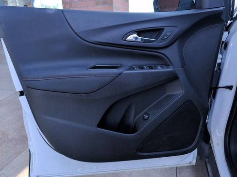 Used 2024 Chevrolet Equinox RS FWD image 12