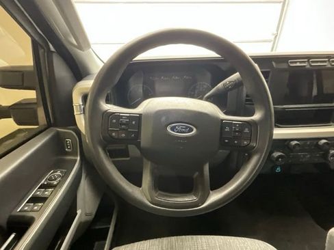 Used 2023 Ford F250 XLT AWD/4WD image 8