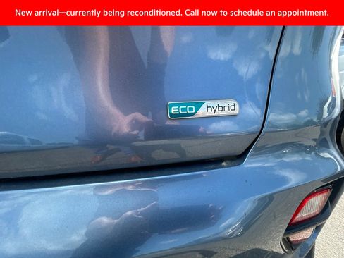 Used 2022 Kia Niro EX Premium FWD image 10