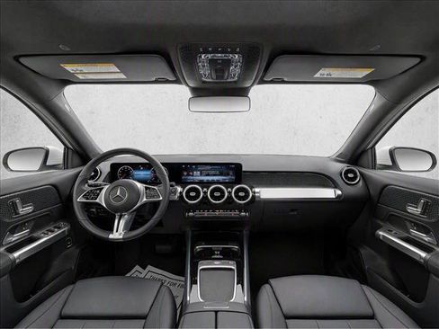 Used 2026 Mercedes-Benz GLB 250 image 23