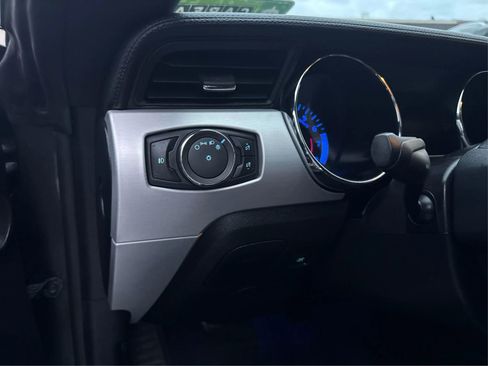 Used 2015 Ford Mustang Premium RWD image 18