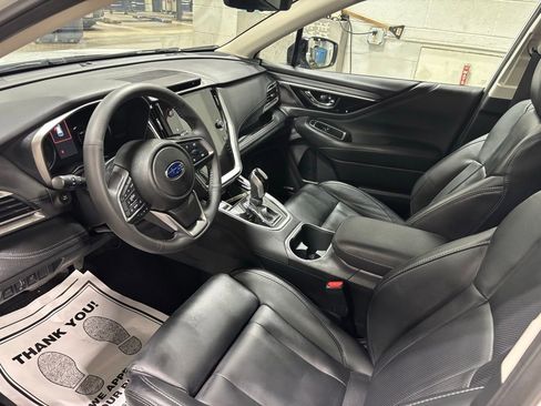 Used 2025 Subaru Outback Touring image 4