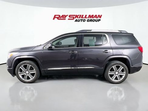 Used 2017 GMC Acadia Denali w/ Technology Package AWD/4WD image 4
