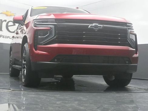 Used 2025 Chevrolet Tahoe RST w/ Comfort Package AWD/4WD image 3