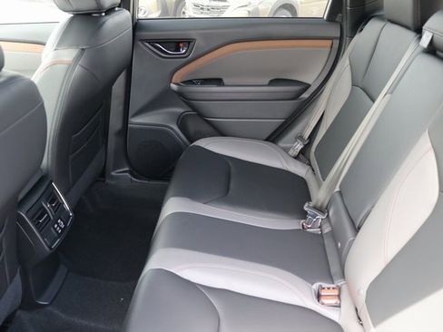 Used 2025 Subaru Forester Sport w/ Popular Package #1 image 19