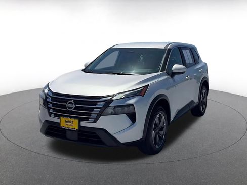 Used 2025 Nissan Rogue SV FWD image 6