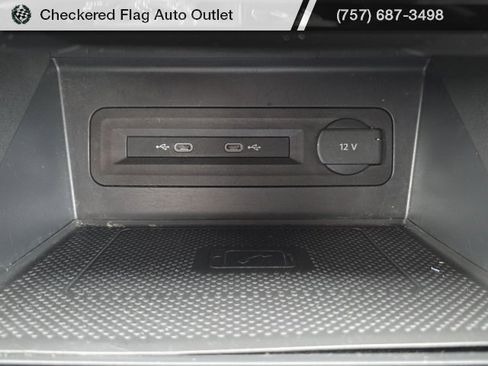 Used 2021 Volkswagen Atlas Cross Sport SEL Premium image 38