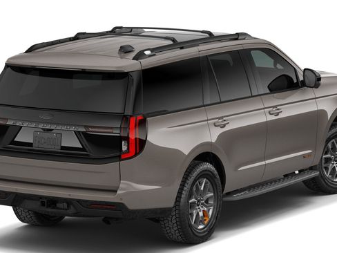 New 2026 Ford Expedition Tremor image 3