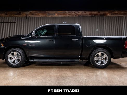 Used 2017 RAM 1500 Sport image 5