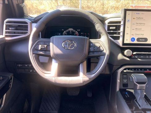 Used 2026 Toyota Tundra Limited image 6