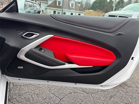 Used 2019 Chevrolet Camaro SS image 13
