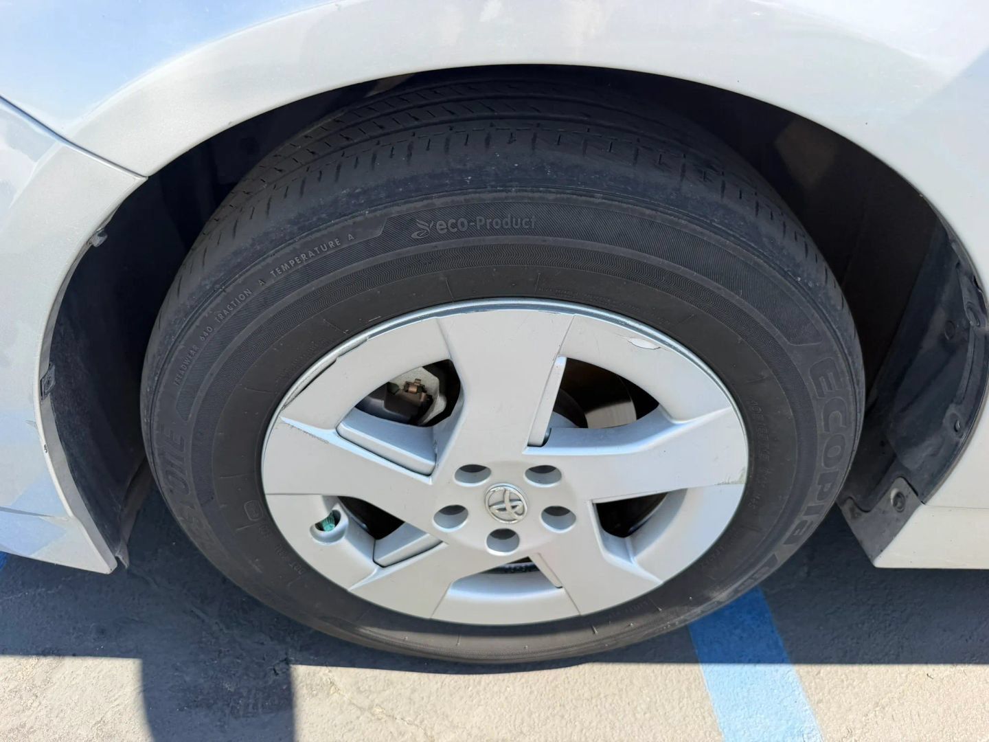 Used 2010 Toyota Prius Two FWD image 31