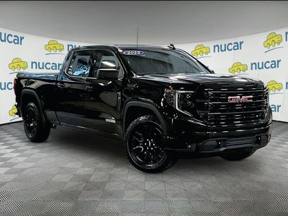 Used 2025 GMC Sierra 1500 Elevation