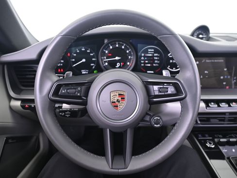 Used 2024 Porsche 911 Carrera 4S AWD/4WD image 31
