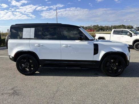 New 2026 Land Rover Defender 110 X-Dynamic SE AWD/4WD image 6