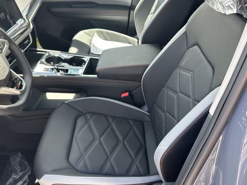 New 2026 Volkswagen Atlas SEL Premium R-Line AWD/4WD image 15