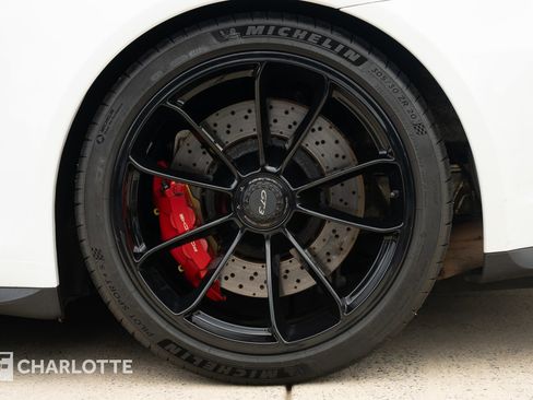 Used 2018 Porsche 911 GT3 image 9