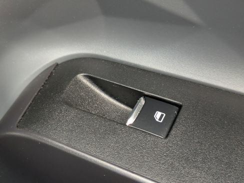 Certified 2025 Ford Maverick Lobo image 32