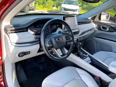 Used 2022 Jeep Compass Latitude w/ Convenience Group AWD/4WD image 8