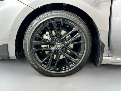 Used 2025 Toyota Camry SE image 31