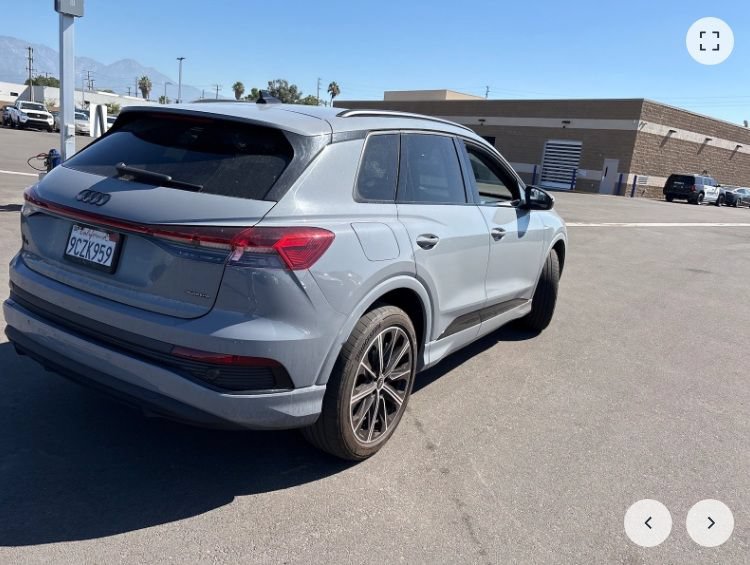 Used 2022 Audi Q4 e-tron Premium Plus AWD/4WD image 5